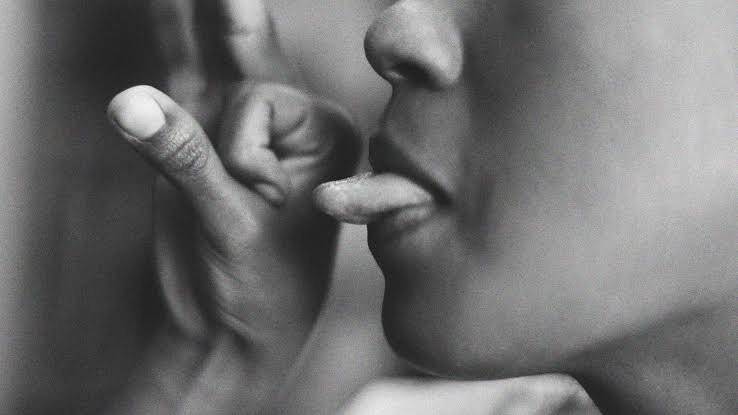 Beso negro, fantasía que pocos cuentan, pero muchos practican.