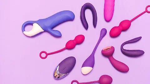 Cómo cuidar y limpiar juguetes íntimos correctamente