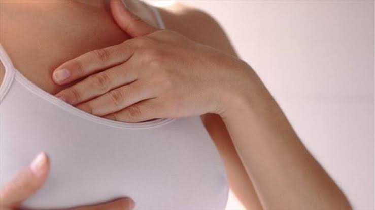 Cómo estimular los pezones: consejos para despertar esta fantasía sexual