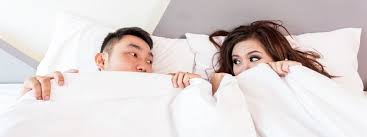 Cómo decirle a tu pareja que algo no te gusta en la cama sin apagar la pasión